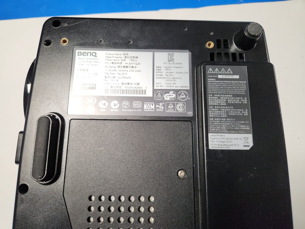Projetor BenQ MP515