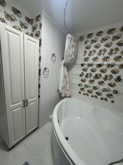 Продаж простороі стильної квартири в Калиновій Слободі!!