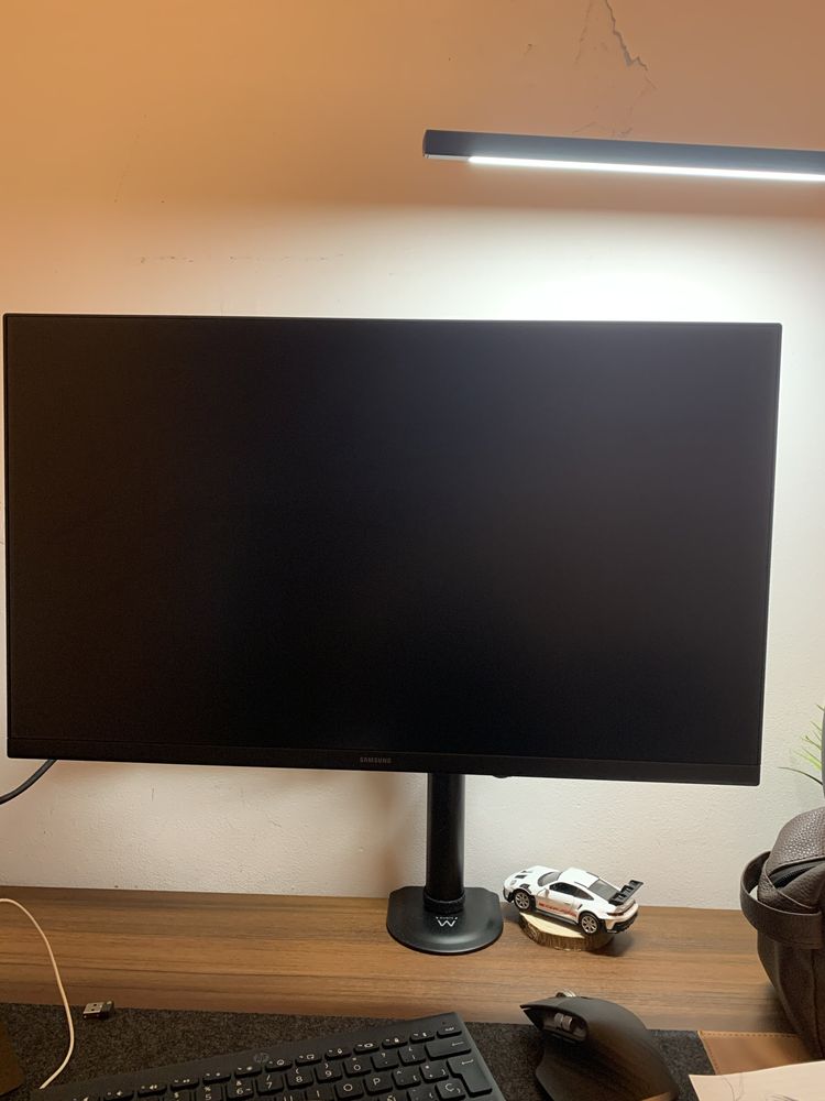 Monitor Samsung Essential 24 polegadas