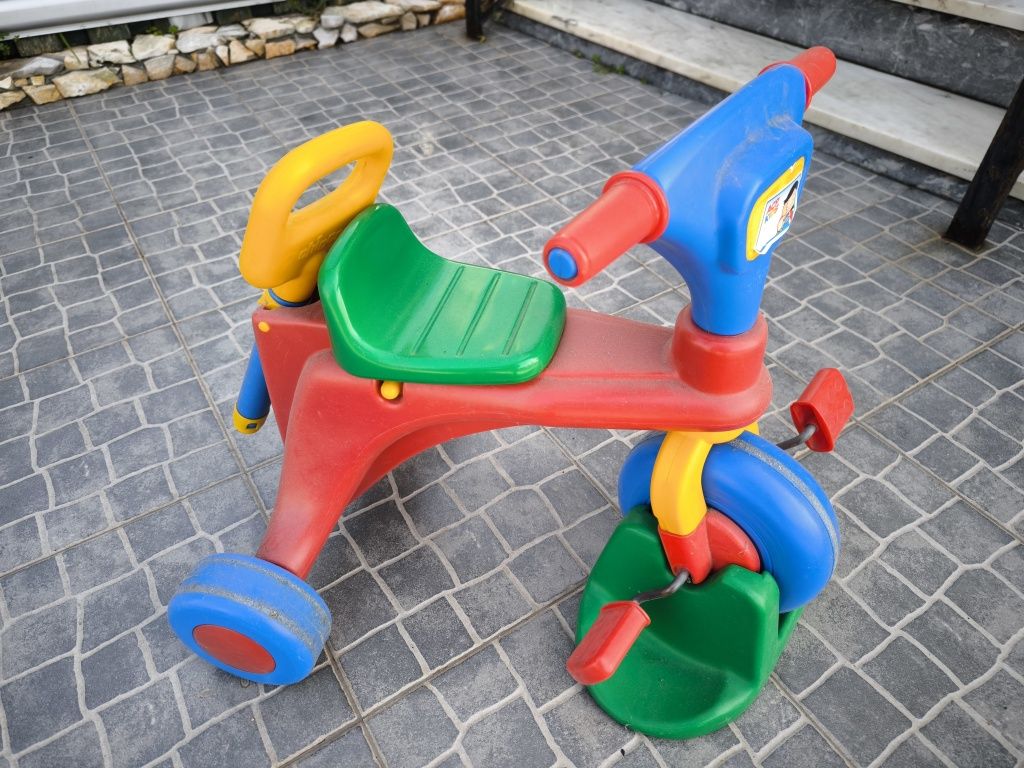Triciclo bebé criança chicco