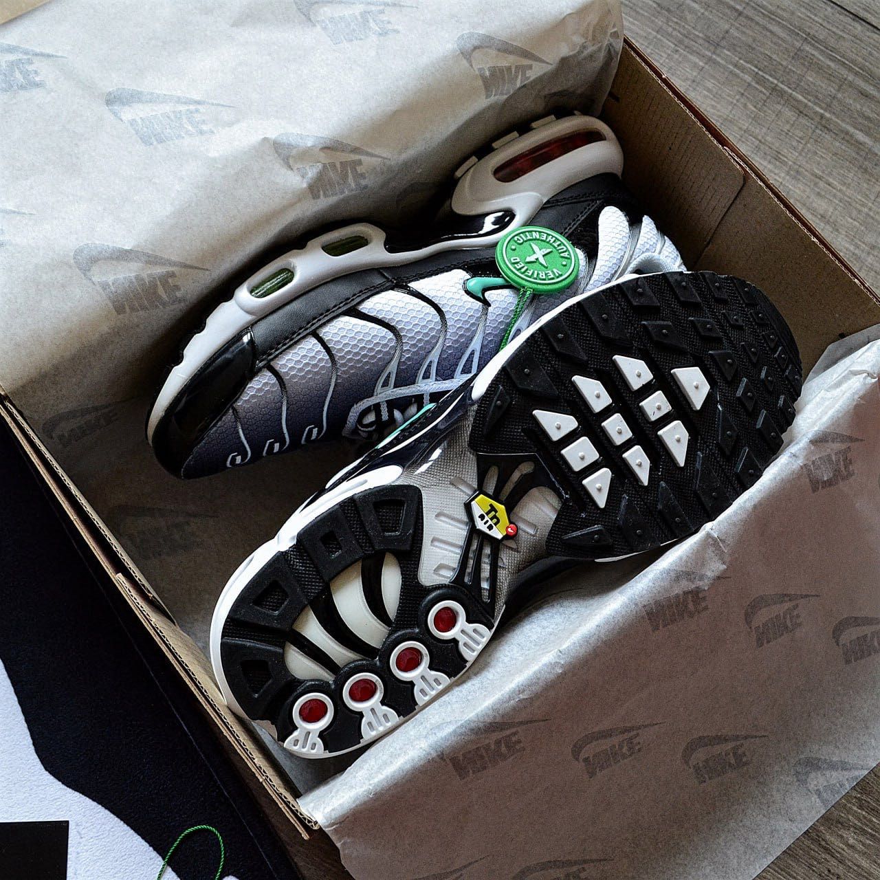 Мужские кроссовки Nike Air Max Plus Tn 'White Black Mint ' / 40-45