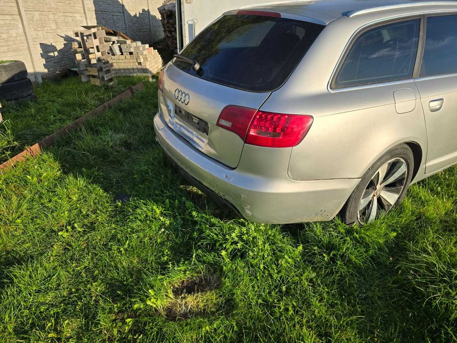Audi a6 z 2006 roku 2,0 Tfsi z instalacją gazową lpg  uszkodzone.