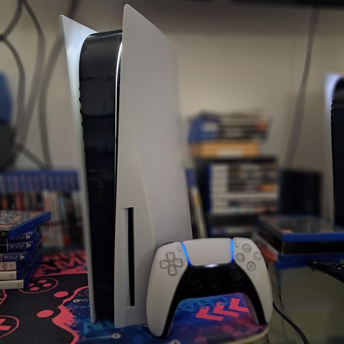 PlayStation 5 (PS5) + Comando Original DualSense – Excelente Estado