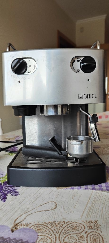 Máquina café expresso Briel