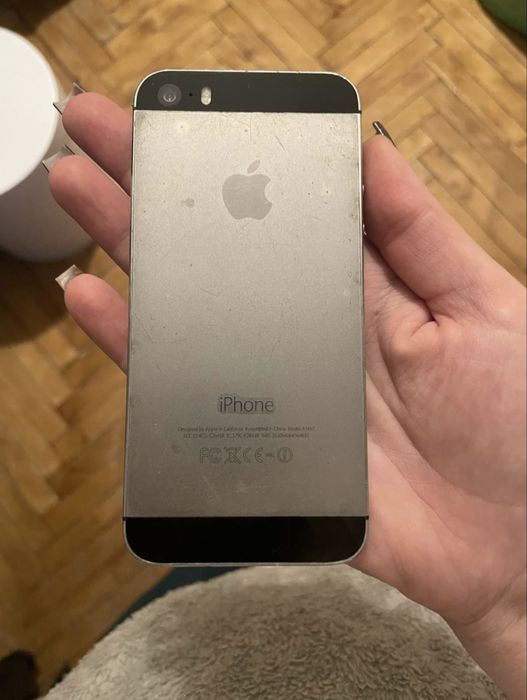 Телефон IPHONE 5 S