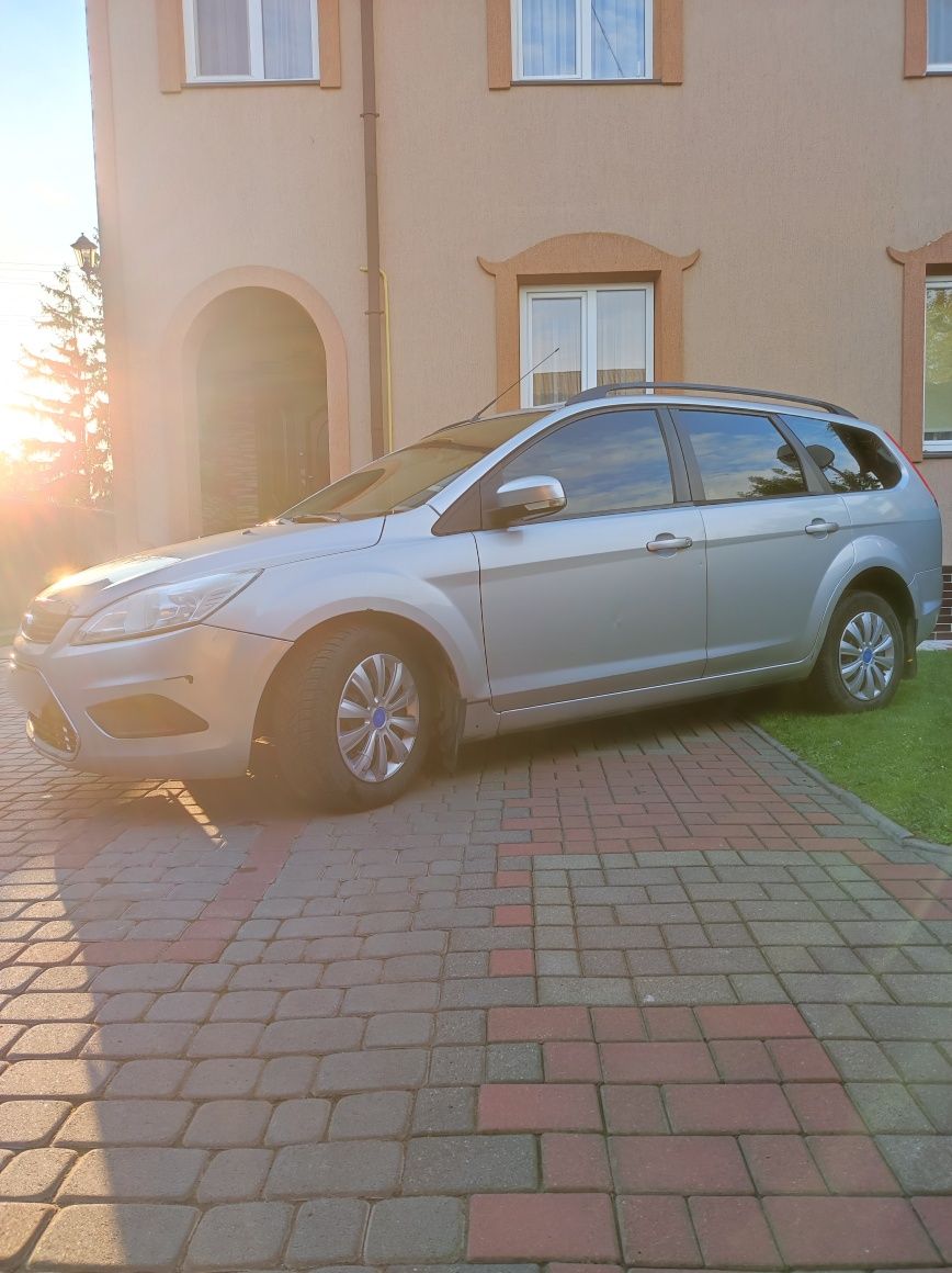 FORD FOCUS 1.6 2010