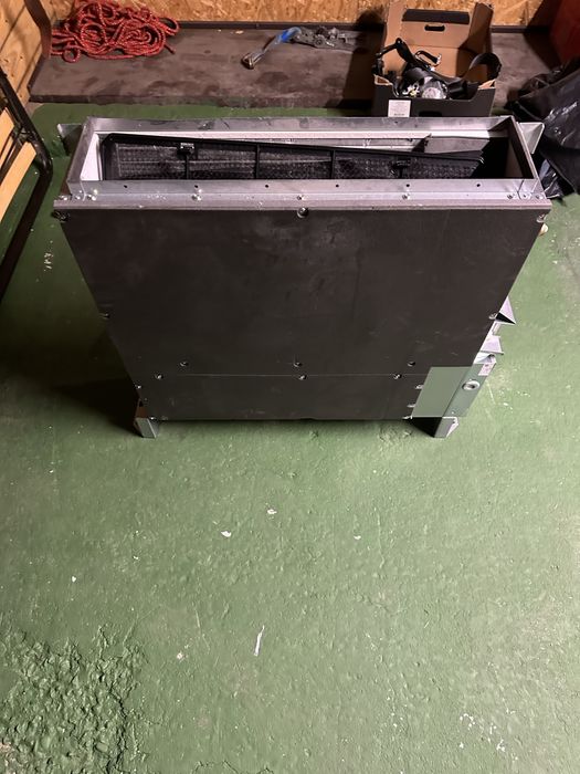 Daikin jesdostka przypodłogowa