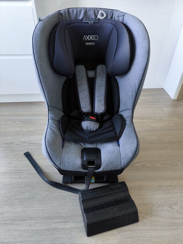 Fotelik axkid minikid 2.0 0-25 kg