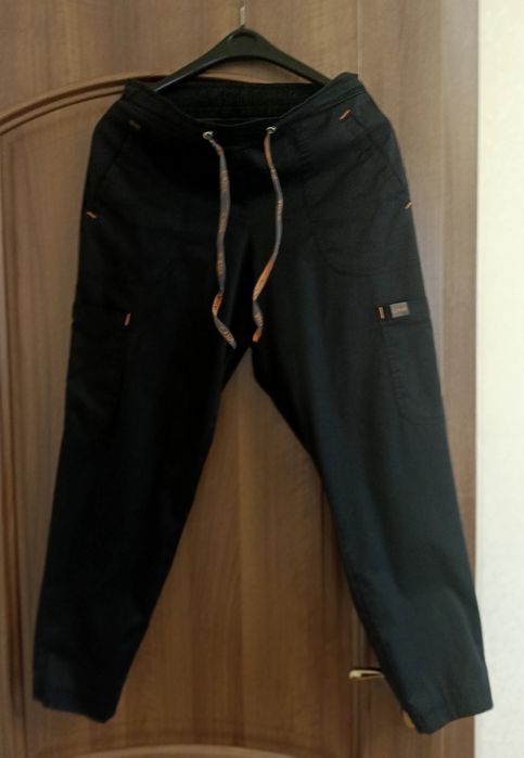 Медичні брюки капрі Акварель