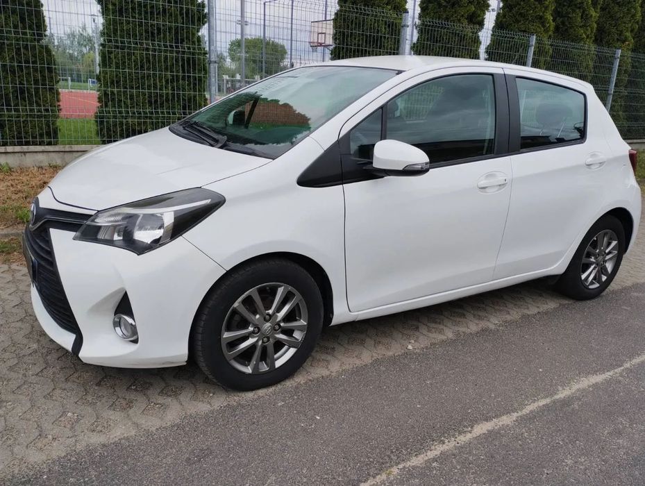 Toyota Yaris niski przebieg, zadbany