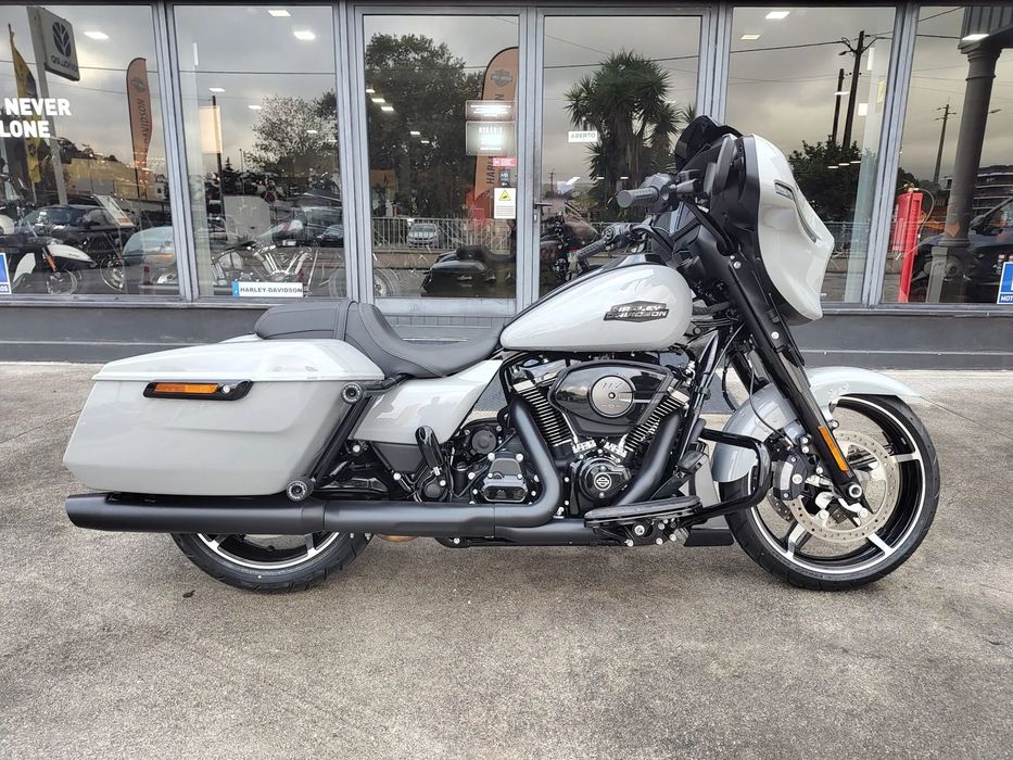 Harley-Davidson FLH  STREET GLIDE