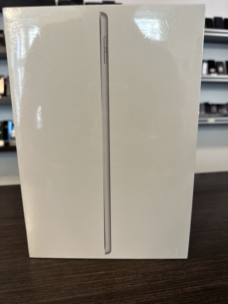 APPLE IPAD 9th 64GB WiFi Silver lub Grey Poznań Długa 14