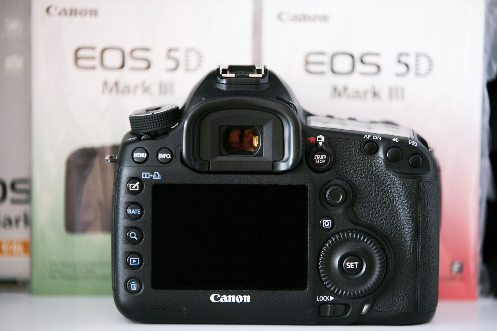 Canon 5D Mark 3 (lll) фотоапарат, можна з об'єктивом