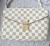Torebka ładniutka ala Louis Vuitton