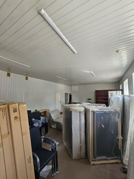 Здається комерційне приміщення с. Лужани