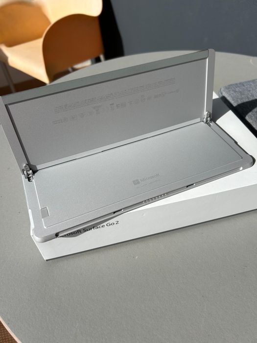Microsoft Surface Go 2