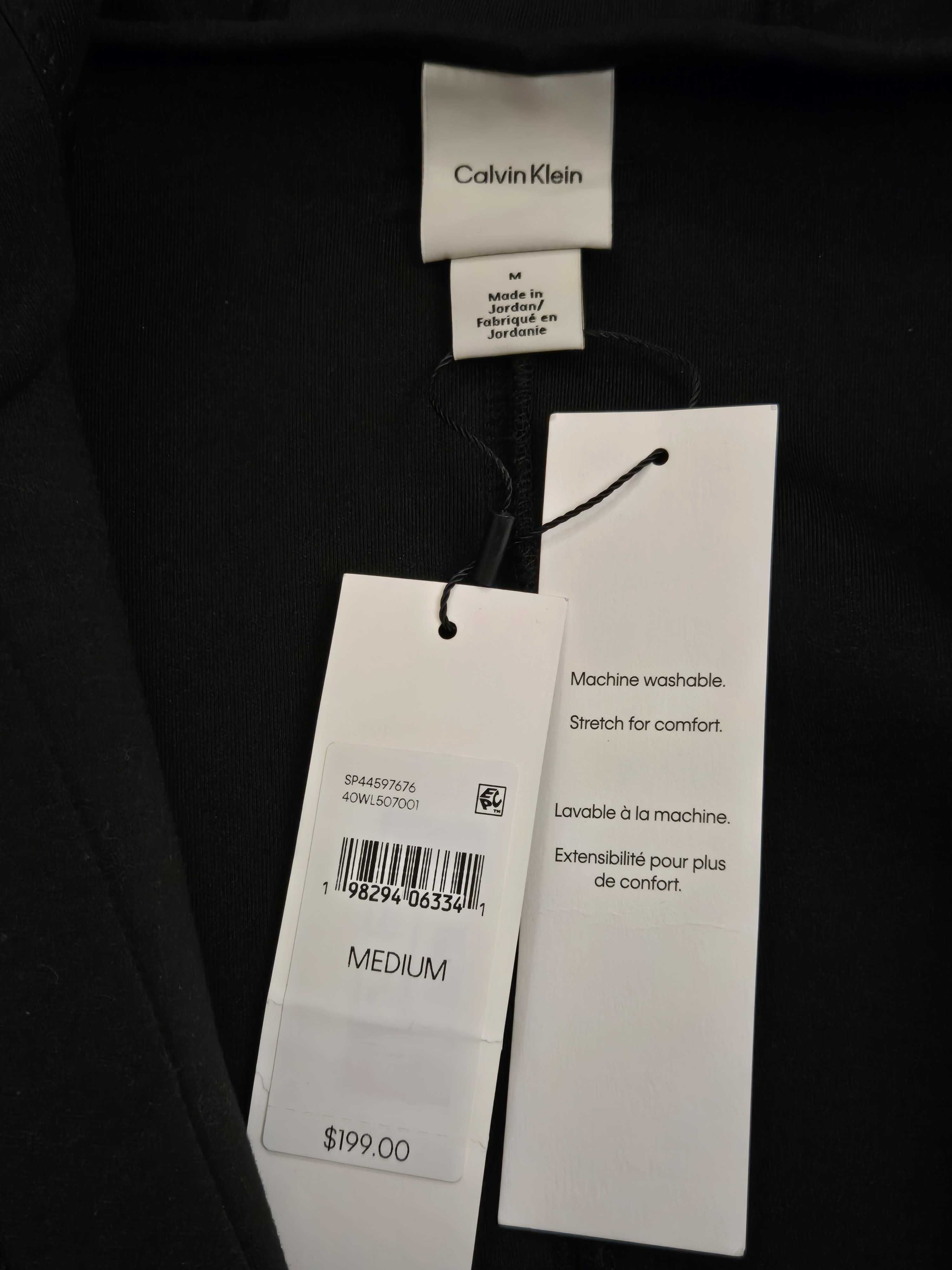 Куртка-худи  Calvin Klein,p M(оверсайз)