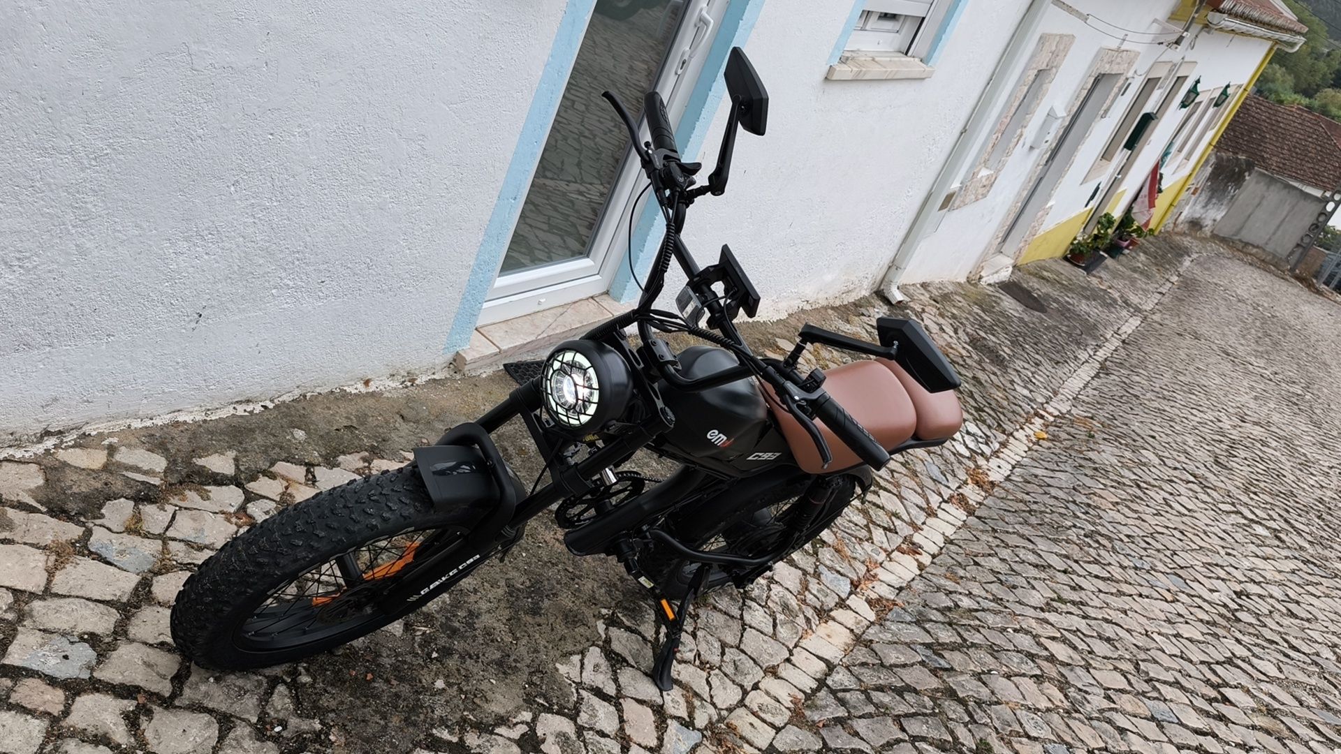 Bicicleta elétrica Emoko C93 48V  Ebike  Motor 1000w