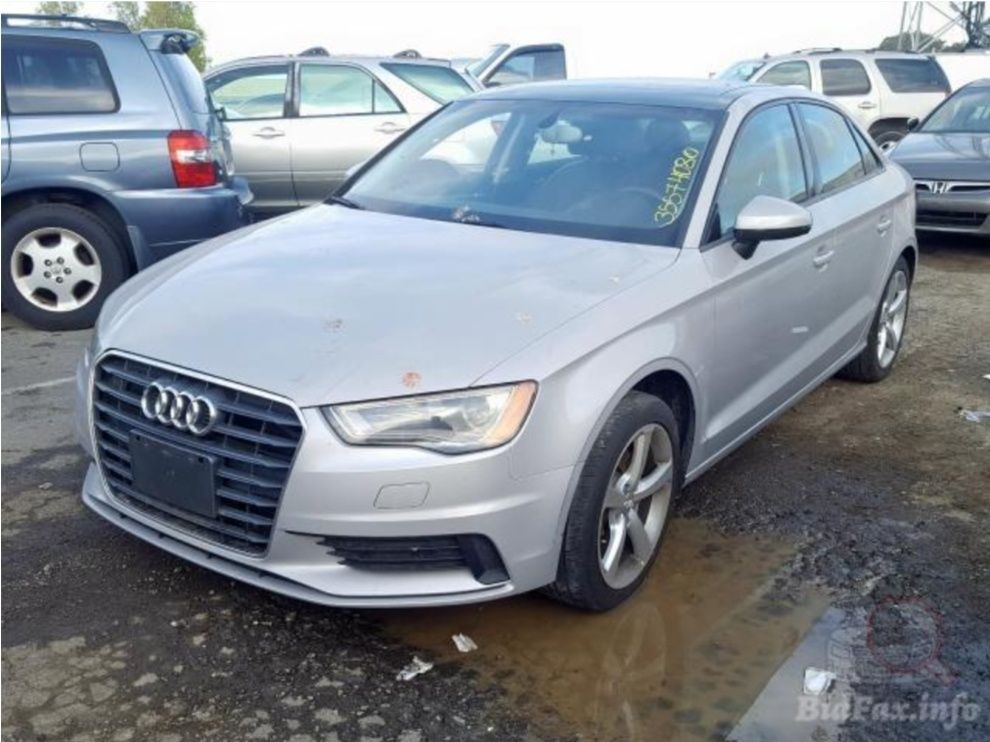 Audi A3 8V0 передние фары, оптика  Ауди А3
