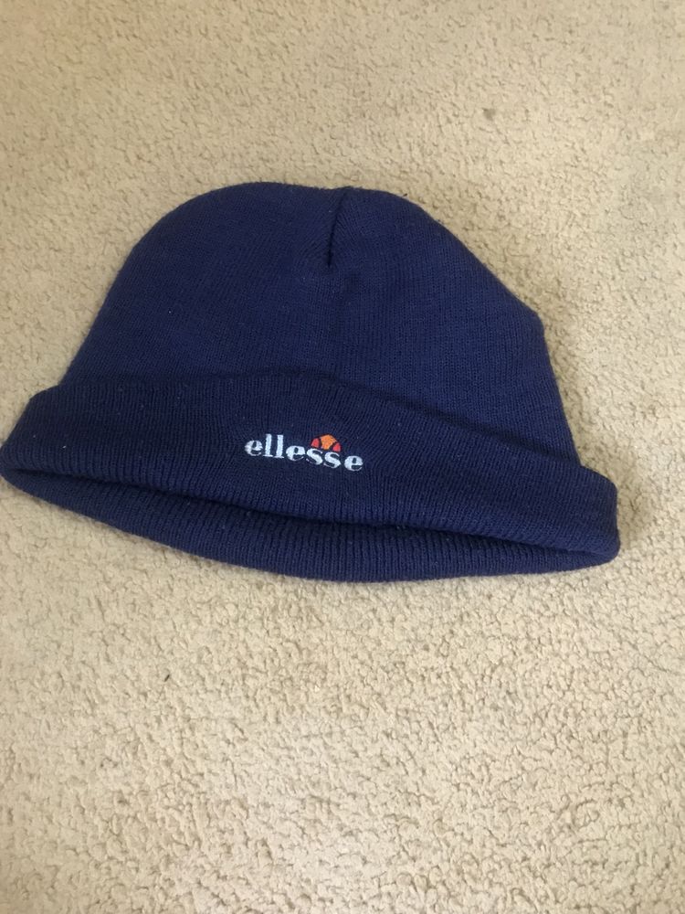 Шапка ellesse