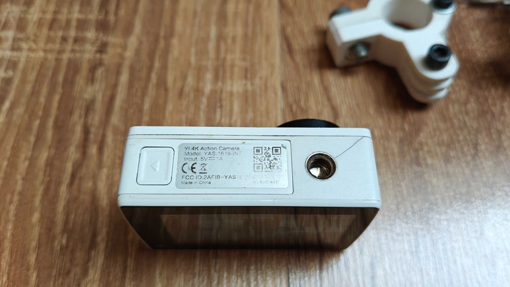 Kamera sportowa Xiaoyi YI 4K + akcesoria gratis