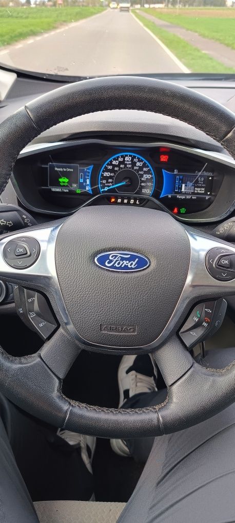 Ford C-MAX mk2 hybrid 2017 lift