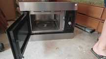 Micro-ondas e forno encastrável  Avariado