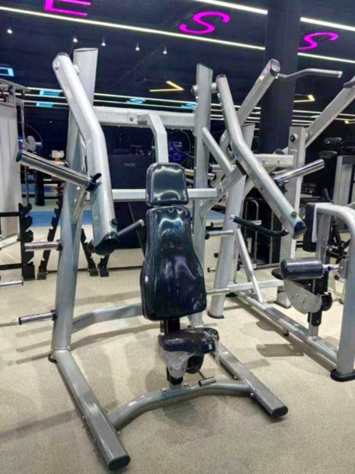 Hamery Maszyny Półwolne Plecy Klatka Biceps Nogi Różne