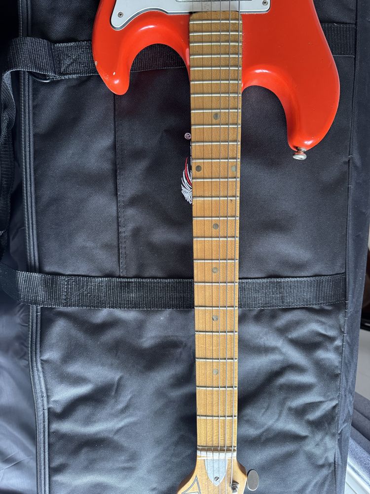 Guitarra Watkins Rapier 33, anos 60