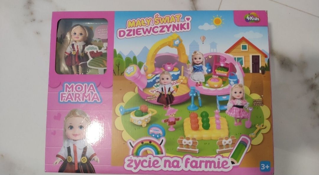 Mały Świat Dziewczynki życie na farmie zabawka