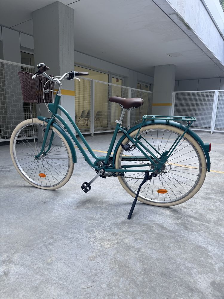 Bicicleta cidade Decathlon mulher