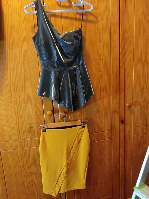 Conjunto saia e blusa