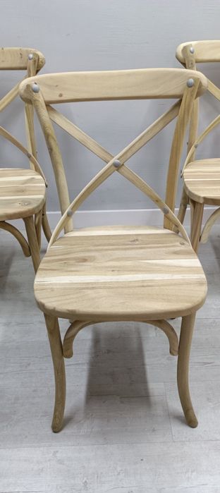 Krzesła drewniane krzyżak Fameg, szlifowane do malowania dost. 30szt