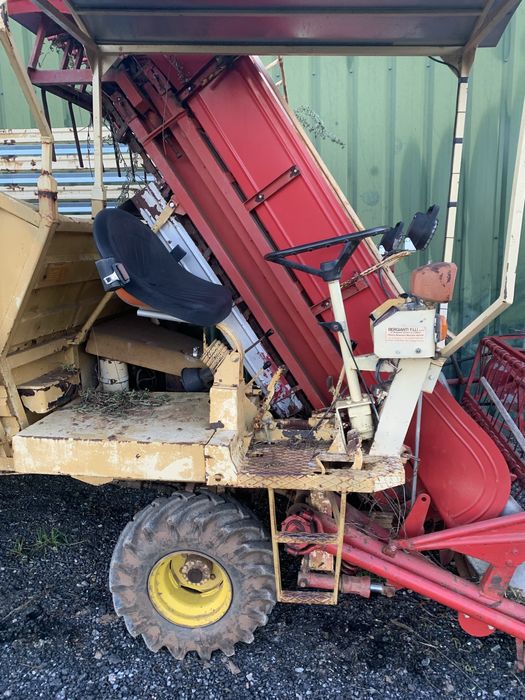 De Pietri autocarregante com corte e auto motriz