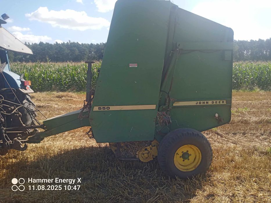 prasa John Deere 550