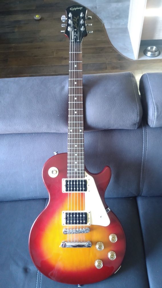 Epiphone Les Paul 100