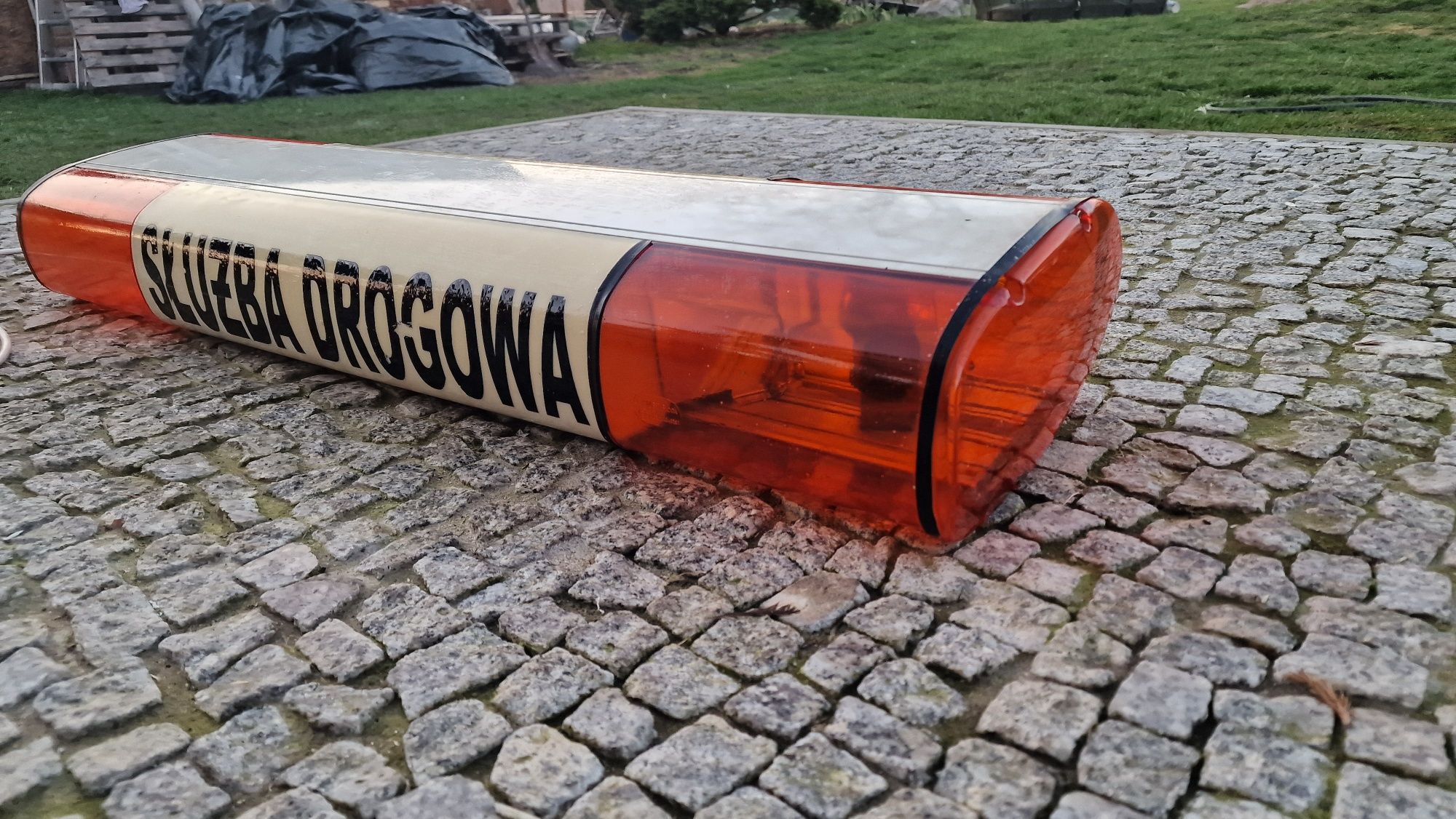 Belka ostrzegawcza służba drogowa