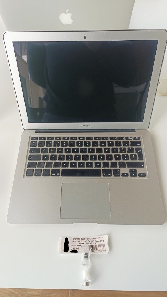 MacBook AIR A1466