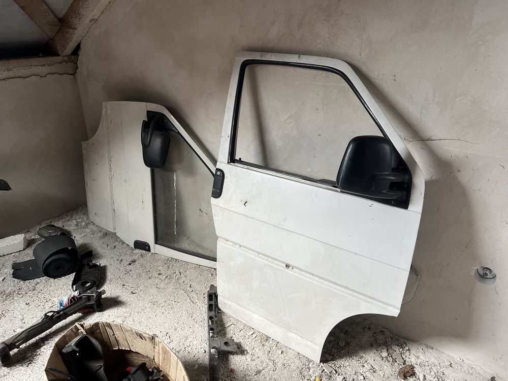 VW T4 części chłodnica, zbornik, magiel, drzwi, szyby belka lampy