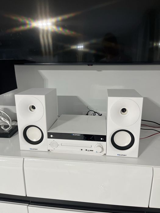 Wieża Blaupunkt biala jak nowa