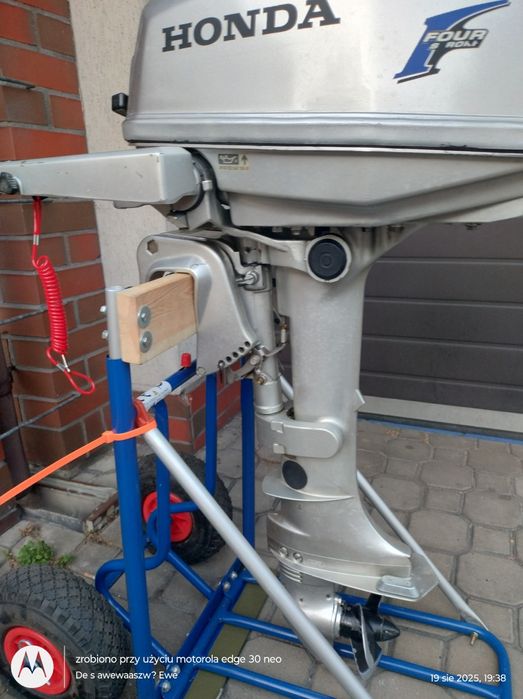 Silnik zaburtowy HONDA BF5, BF-5. Krótka stopa S. Ładowanie 3A.