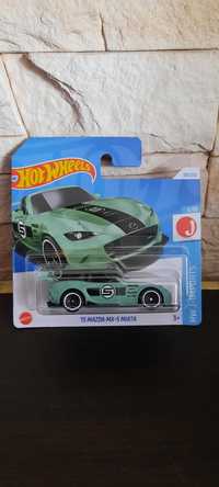 Mazda MX-5 MX 5 MIATA Hot Wheels