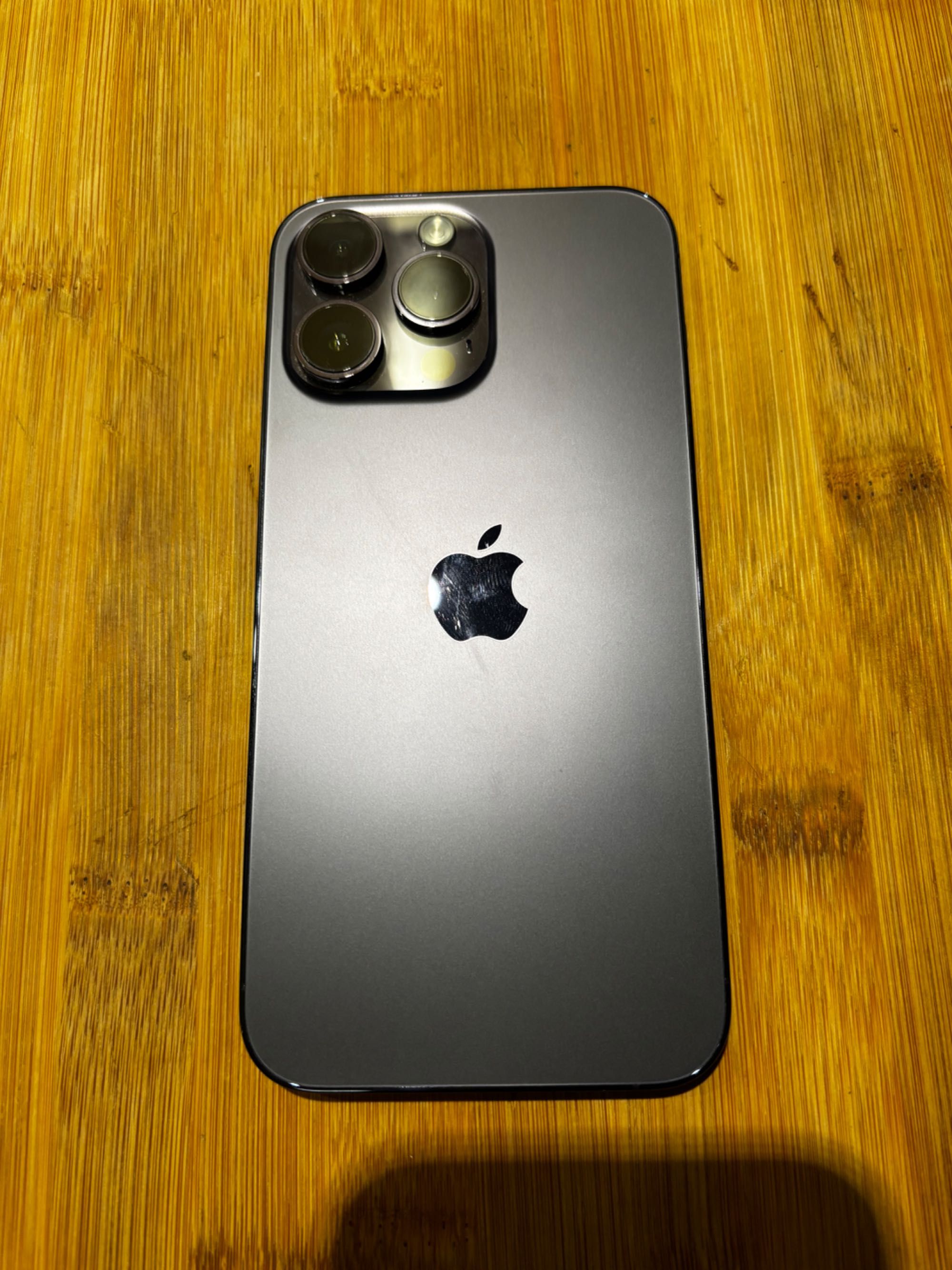 iPhone 14 Pro Max roxo escuro 128Gb