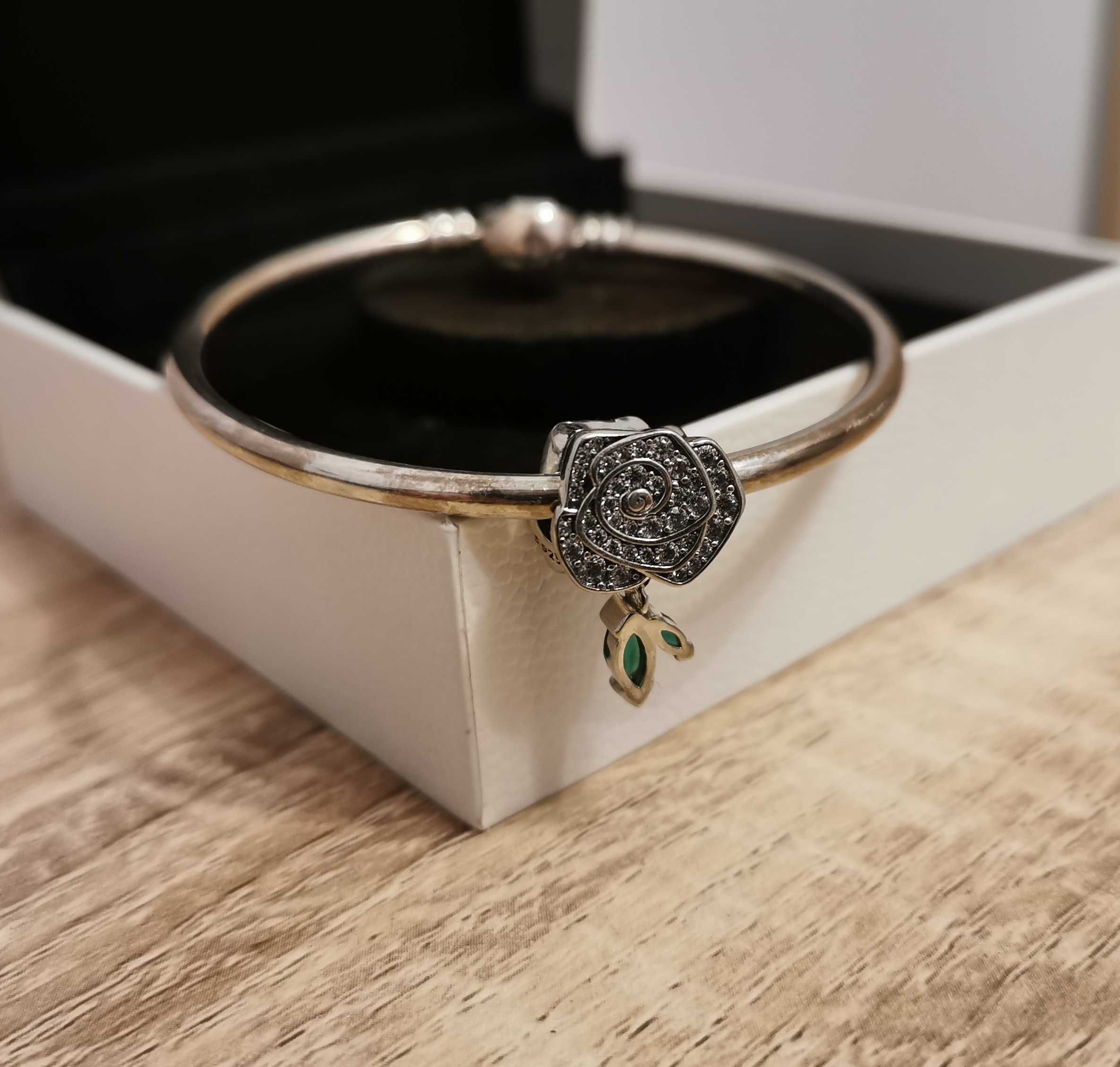 Charms Lśniąca róża w rozkwicie S925 Nowość do Pandora