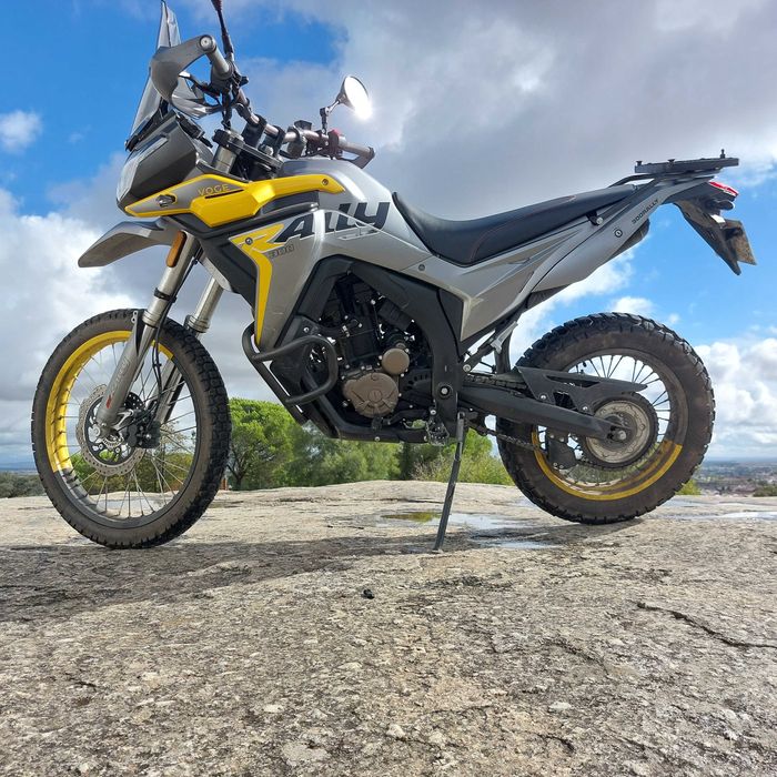 Voge 300 cc Rally cinzenta