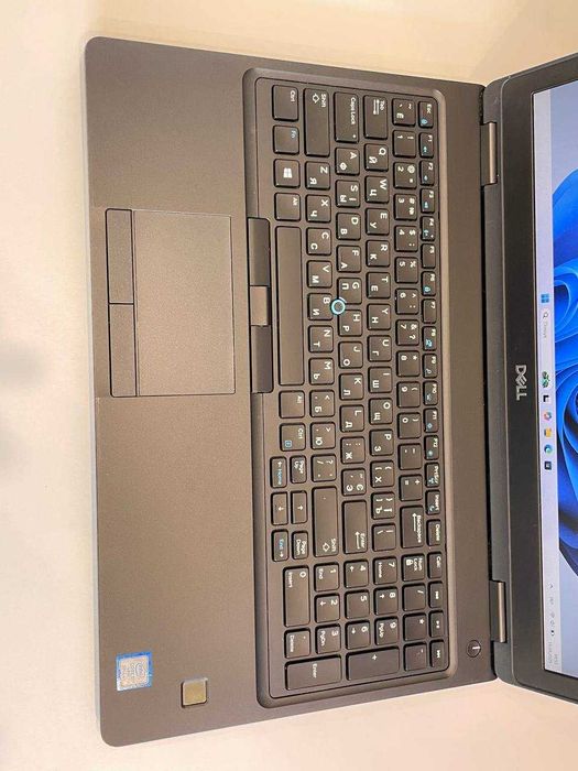 Ноутбук Dell Latitude 5590 15'6 i7-8650U/16 gb ram/512  ssd