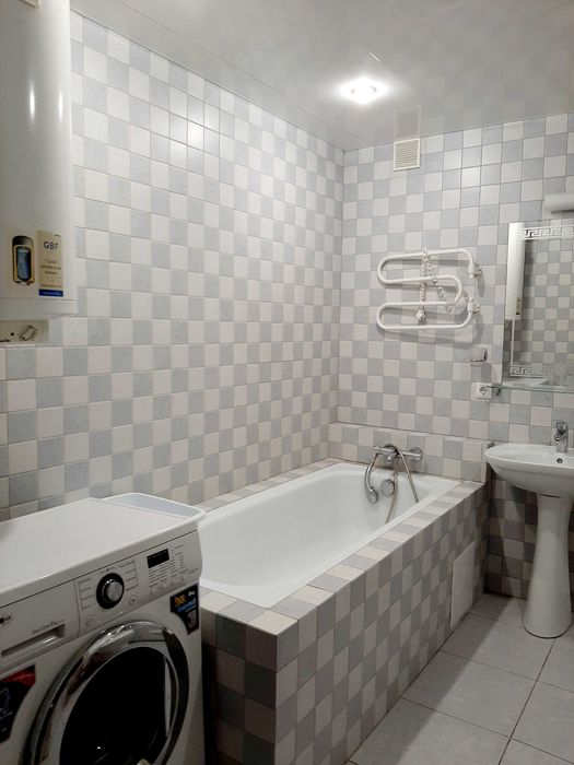 Продаж 3к.кв центр в НОВОБУДОВІ