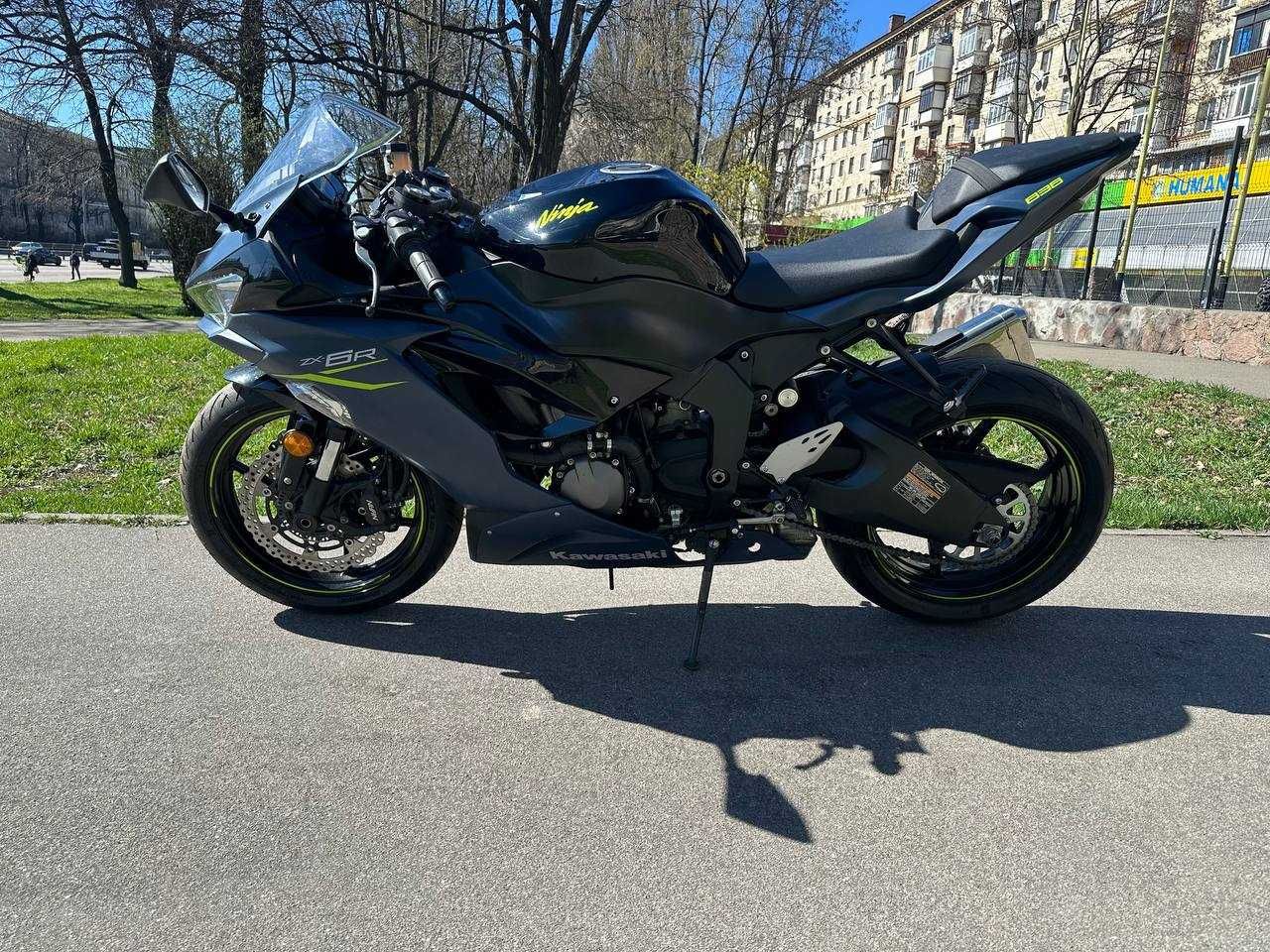 Мотоцикл Kawasaki Ninja 636 ZX-6R 2023 рік 1395 км