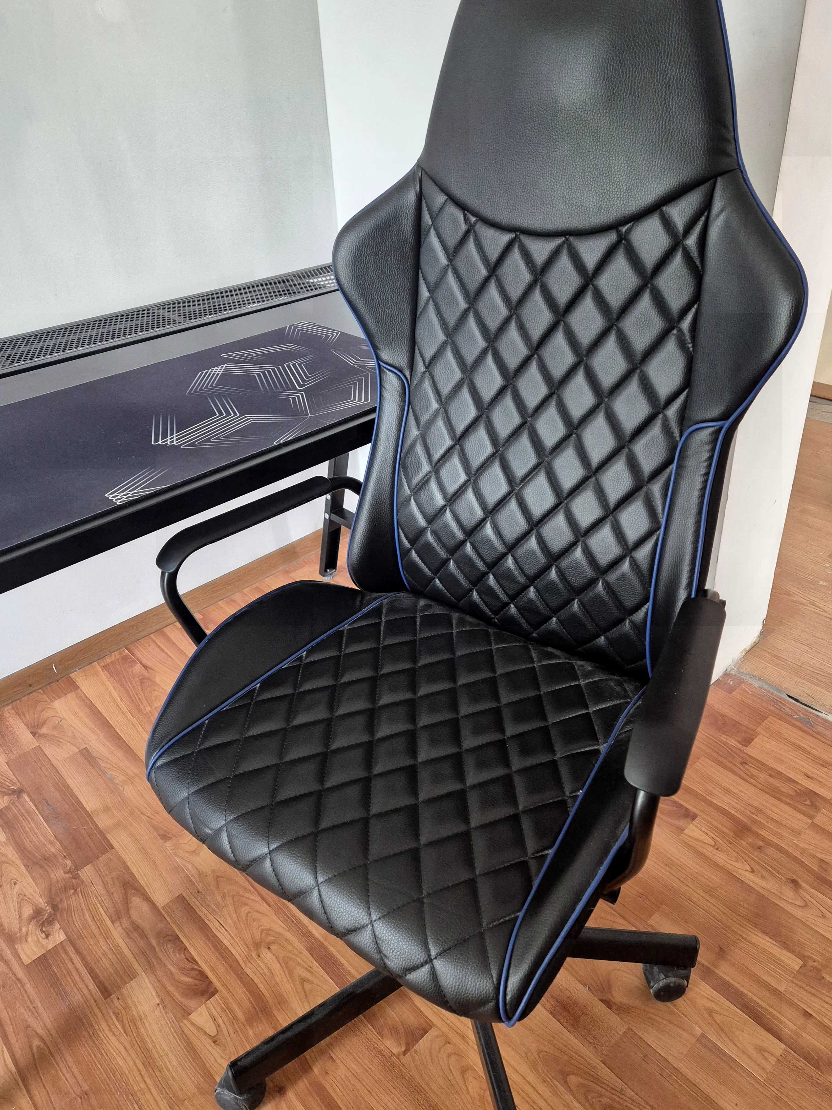 Biurko gamingowe czarne + krzesło IKEA