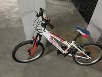 Bicicleta de crianca em excelente estado, roda 20, com mudancas!